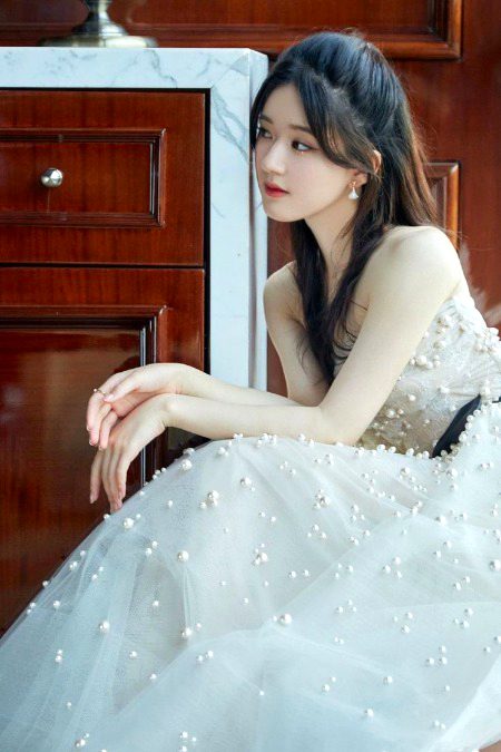 Beautiful People image