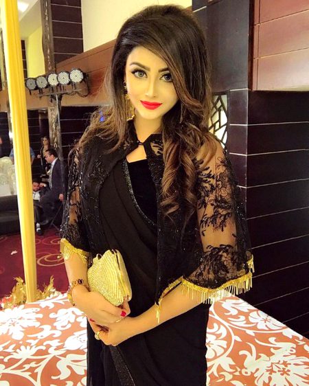 Aj kAla jOraa pAa SaDii fArmAish pEe😎😎😎mY Fvrt cOlor😎😎🤨🤨