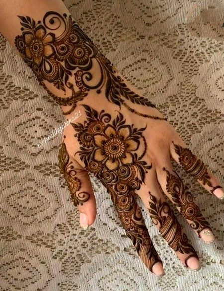 Mehndi Design image