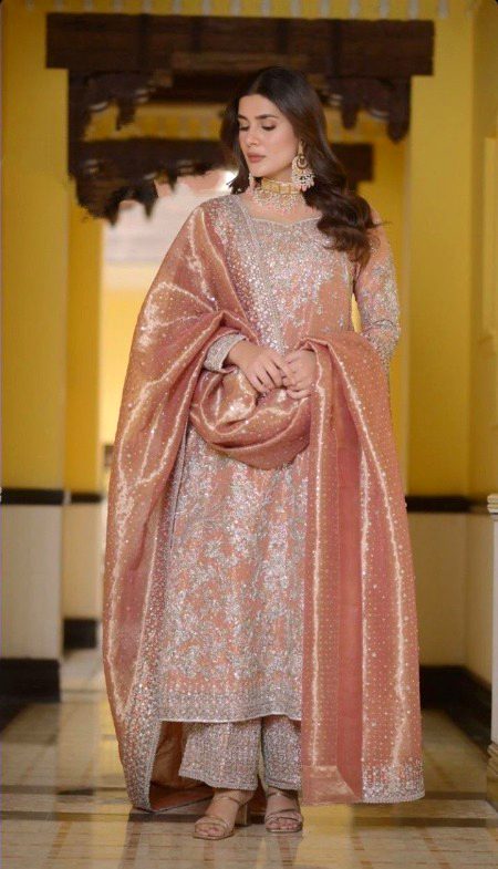 Pakistani Celebs image