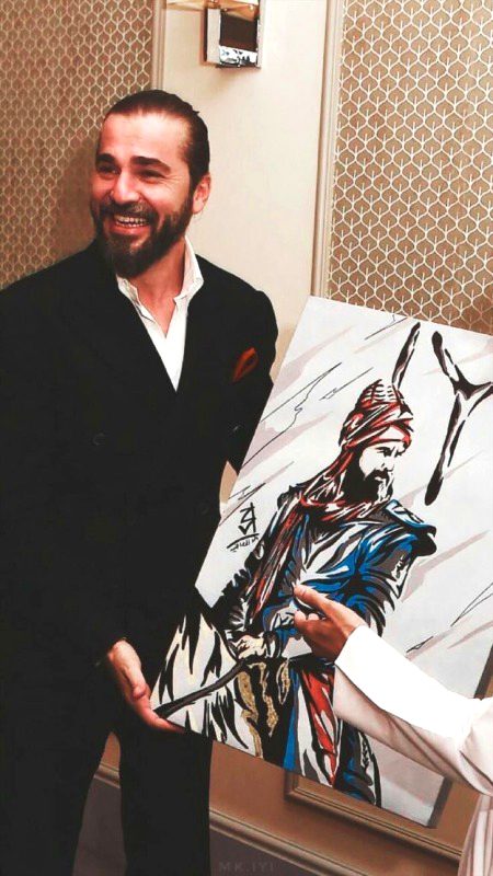 Turkish Celebs image