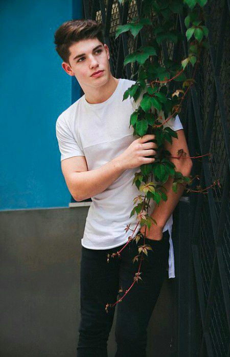 Beautiful People image