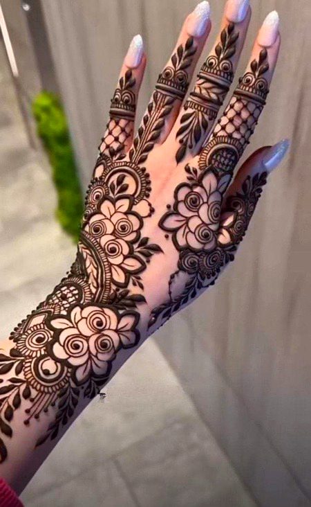 Mehndi Design image