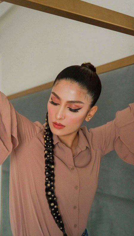 Pakistani Celebs image