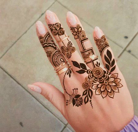 Mehndi Design image
