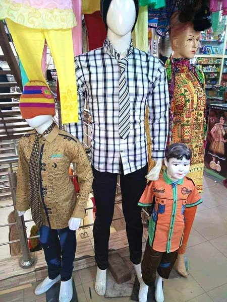 لونگ اور الا ئچی کے ساتھ  پودینہ اور زیرہ بھی۔😀😀