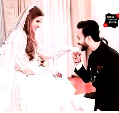 Beautiful People image