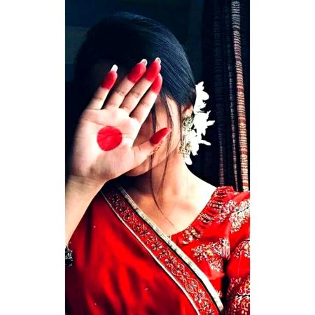 بِگڑ جائیں تو کسی کی نہیں سُنتے..!!
ویسے کافی اَچھے ہیں ہم..!! 🙂🖤