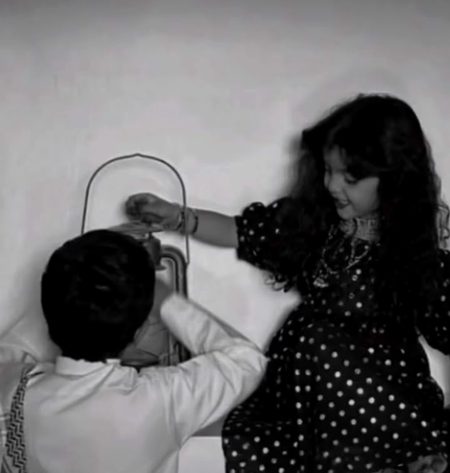 اور پرواہ کرنا ، فکر کرنا ، وفادار رہنا ، دیکھ بھال کرنے والے سے زیادہ خوبصورت انسان کوئی نہیں ہوسکتاہے ۔۔
🤍🌝🖤