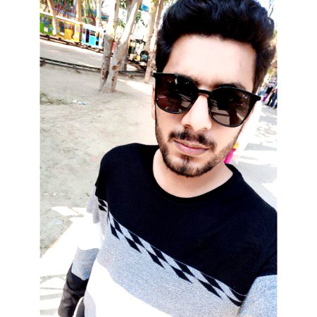 ایک لاو تو کوئی ھم جیسا
تم کو سارا جہان دیتے ہیں 😍