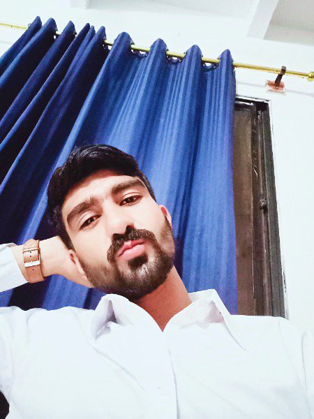 نہ روک قلم مجھے درد لکھنے دے
آج تو درد روئے گا یاپھر؟
 درد دینے والا