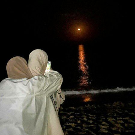 Beautiful People image