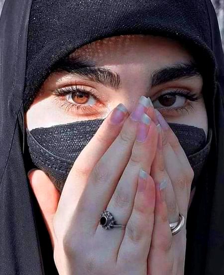 اس کی خوشبو سے معطر ہے میری تنہائی یاد اس کی مجھے تنہا نہیں ہونے دیتی
