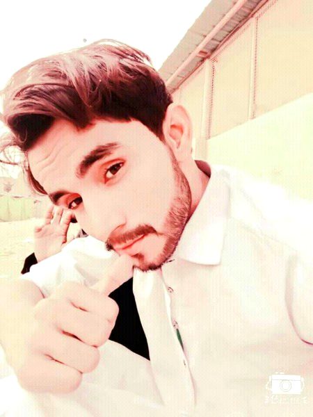 ﺍﺳﮯ ﭘﺴﻨﺪ ﻧﮩﯿﮟ ﻣﺤﺒﺖ ﻣﯿﮟ ﮐﻤﯽ
ﻭﮦ ﻟﮍکی ﻟﻔﻆ ﺑﮭﯽ گنتی ہےﻣﯿﺮﮮ.🙈❤
💯👌