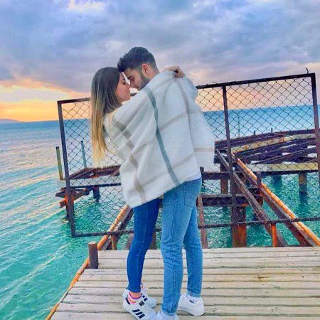 ❣میری آنکھوں میں بھر گیا ہے وہی
ہاں وہی جس سے دل نہیں بھرتا__!!😋❤