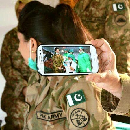 Pakistani Celebs image