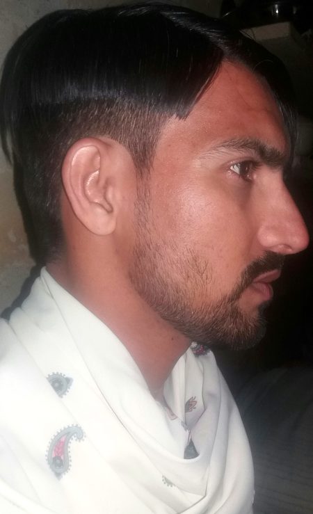 Kuch logon ki ghalat fehmi dur krni hai ky Hum Aashiq log Akely jee nhi skty π