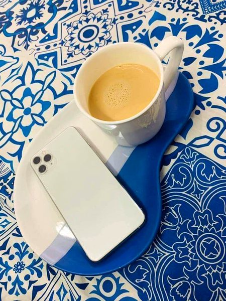 ایک پھیکی چائے پینی ہے
تیری میٹھی باتوں کے ساتھ۔۔🥰❤️☕