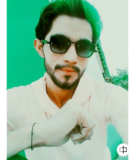 لبوں کو پڑ گئی  عادت لبوں کی💋🔥💋.!!!
بہت مہنگا پڑا  بوسہ تمہارا ...!!!
🔥Aliyan Malik,❤