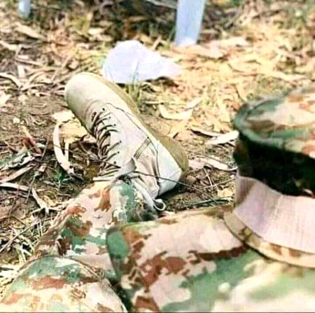 Tujhi kuhy feker Hy 😤 mujhi sar dard Hen 😤 suba se