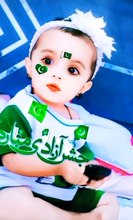 Us ne kaha k Mujhy pholon ki zrurt nhi🥺
Mere family khud ek pholon Jese hai,
Usy khena family mere bi pholon Jese hai🥺