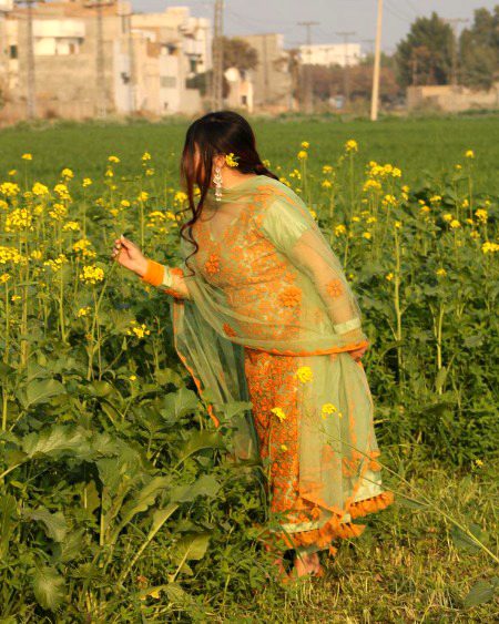 ھمیں دعا دیجئے صرف ان کی ساتھہ کی