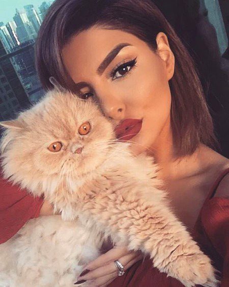 Beautiful People image