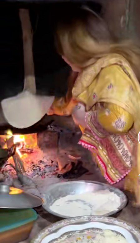 Beautiful People image