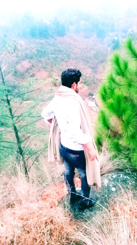 ●Dushmanun se dosti mumkin hai...
●MunafiQun se i'tehaad ab nahi hoGa... 
_IshQbina_ShaMs_