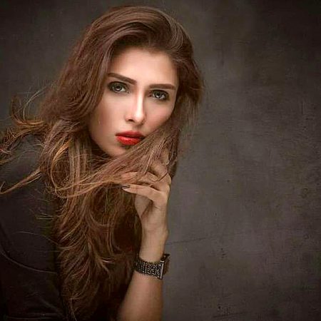 Pakistani Celebs image