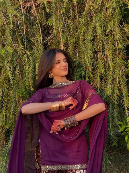 Beautiful People image