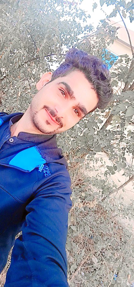Jis k liye sari dunya chori...
Usne humen he chor diya 😥😥💔💔😭😭😭