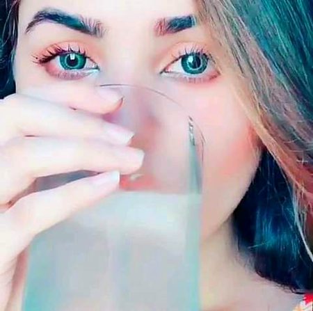 Beautiful People image