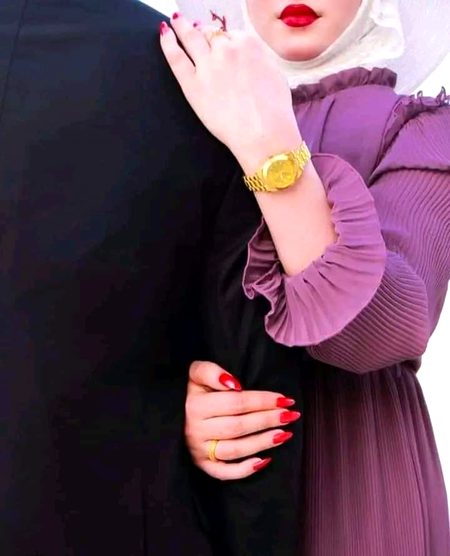 اسکا میری زندگی میں آنا ایک جادوئی شہزادے کی طرح ثابت ہوا ، 😍
کیوں کے اس کے آنے سے پہلے زندگی بے رنگ اداس اور تکلیفوں سے بھری تھی ،😒
اب اس کا ہونا میرے لئے ایک ایسا خوبصورت احساس ہے جس کو میں کبھی لفظوں سے بیان نہیں کر سکونگی ، 😍❤️
اس کا ہونا یہ احساس دلاتا ہے کے میں اب اکیلی نہیں ہوں کوئی ہے جو مجھ سے زیادہ مجھے سمجھتا ہے ، 😘🥰
میری زندگی کا واحد سرمایا ہے وہ جس کو میں کبھی کھونا نہیں چاہوں گی ❣️🥀😍
😍❤️💞✍️