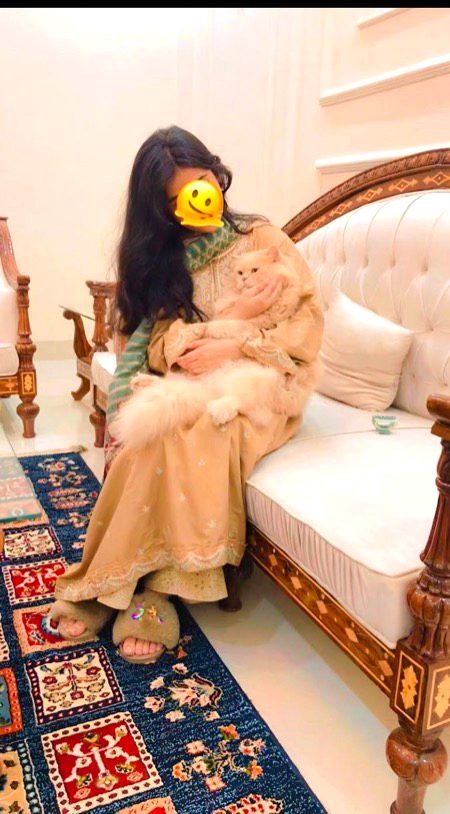 مطمئن اسلیے ہوں کہ دُکھ ملے ہیں دیئے نہیں۔ 🖤