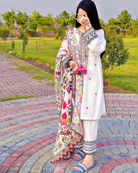 Beautiful People image