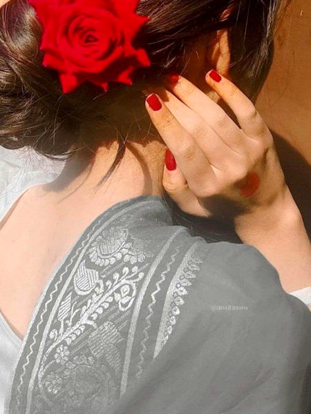 ..Red..Rose..🌹🌹🌹🌹