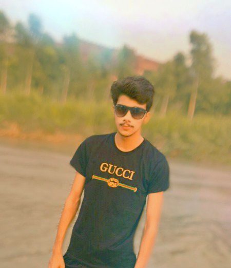 جو باتیں پی گیا تھا میں
وہ باتیں کھا گئ مجھ کو..