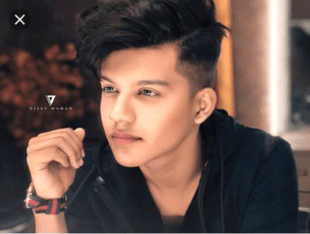 بڑا دشوار ہوتا ہے کسی کو یوں بھلا دینا -