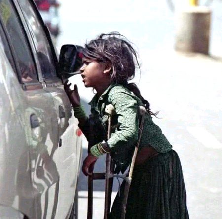 ❞ اپ عبادت کریں، شوق سے کرے لیکن خُدارا انسانوں کو بھی اپنے قریب کرلیں، یہ بھی عظیم عبادت ہے۔ ❝
...مُشتاق احمد