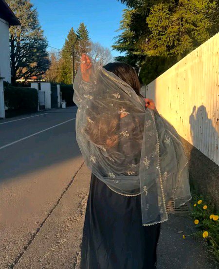 Beautiful People image