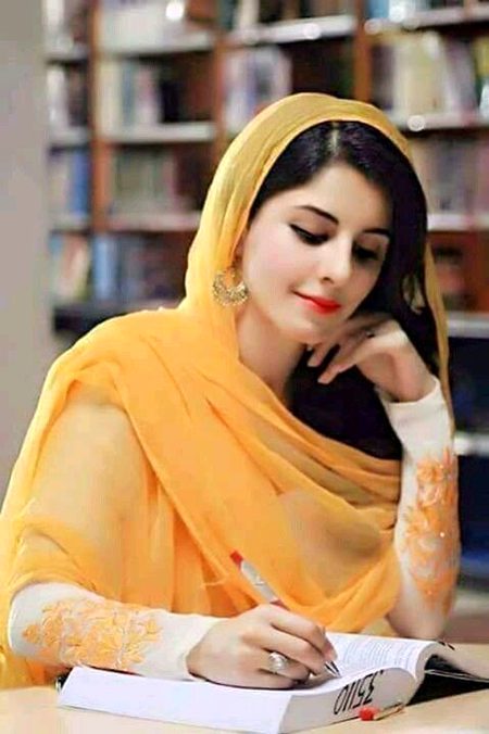 Beautiful People image