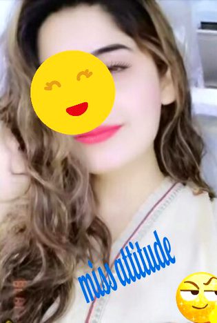 👉jb koi yeh kehta he na mujhe k tumhe koi or mill jayga💔tumhe os se behtar mill jayga💔😒to mera dill krta he k kaash me isy apna dill💔khol kr dikha saki💘😒kaash me isy apne ansoo dikha sako💔💘😒kaash apne wajood ki rag rag dikhao jis me WO basta he💔💘😒jis me WO rehta he💔mera dill krta he k me cheekh cheekh😠😡kr btao k mill to hazaar jaengy lakin is dill ko to wohi chahiye💔na Jo hr waqt wajood me rehta he😒💔
Khushi💔💘😒😏