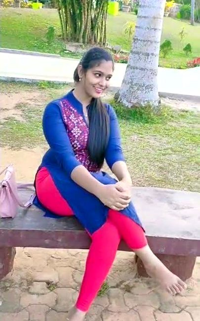 Aesi Dressing kon kon phenti 😊😊