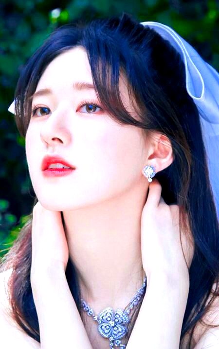 Beautiful People image