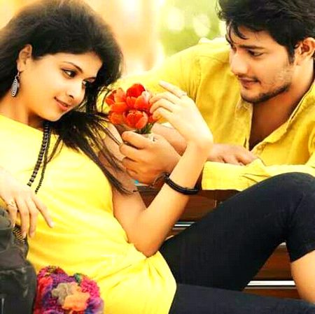 💕نہ جانے کیا چھپا ہوا تھا اس کی نگاہ الفت میں💕
💕نہ چاہتے ہوئے بھی اُس سے دل لگی کر بیٹھے💕