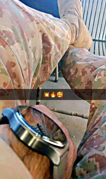 بات یہ نہیں کہ تیرے بن جی نہیں سکتے
 بات یہ ہے کہ تیرے بن __ جینا نہیں چاہتے