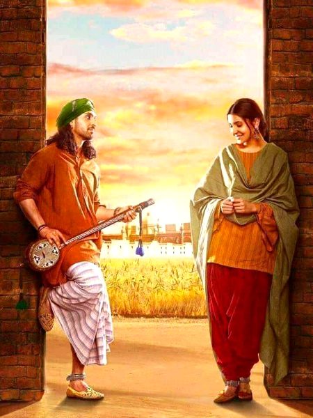 میں  فقط   تیرے  لیے  بیتاب  ہوں
ہائے ! نفسا نفسی کے اس دور میں