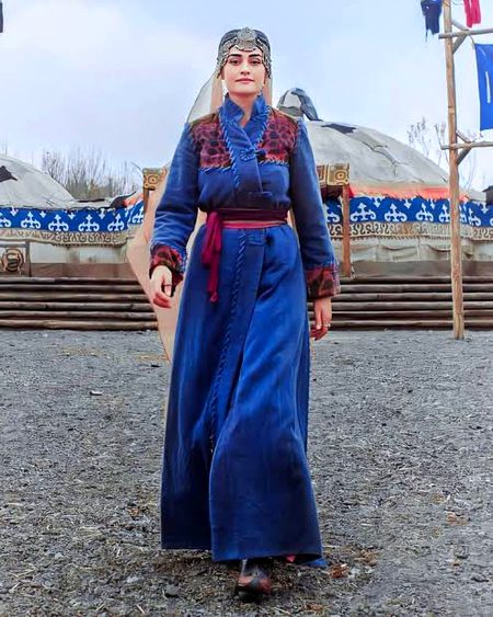 Turkish Celebs image