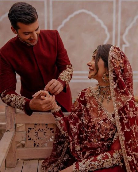 °•سب سے قیمتی تحفہ وہ روح ہے جو تمہارے ساتھ رہنے کے سوا کچھ نہیں مانگتی۔
❣️😊🥀